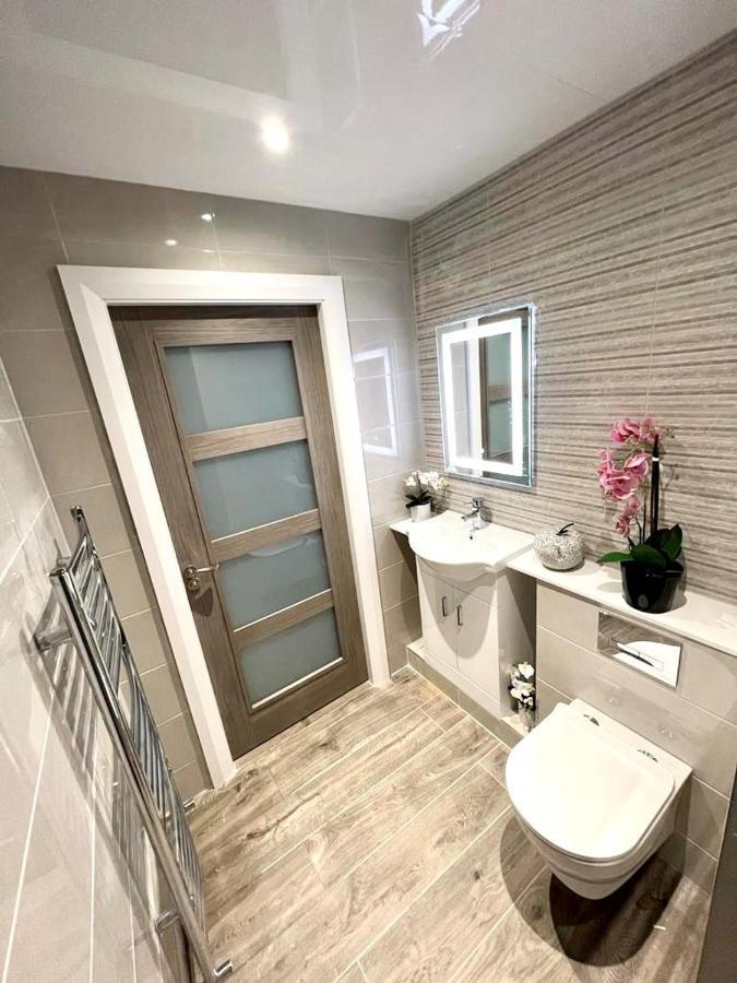 Trinity Apartments Four 1-Bedroom Apts Waterford City Centre Exteriér fotografie